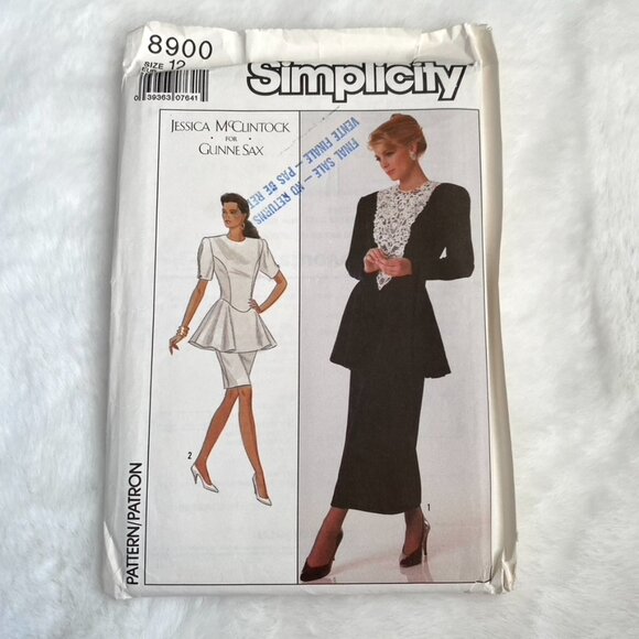 3 Simplicity Sewing Patterns - Picture 4 of 7